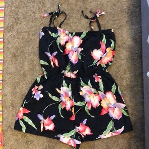 Vintage Floral Romper (HAWAII) Sz XL - Gently Used